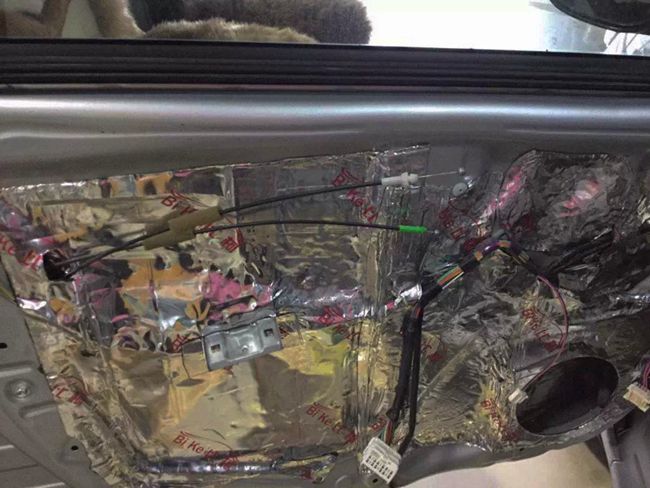 音质轻升级 新疆车佳坊丰田卡罗拉改装美国霸克