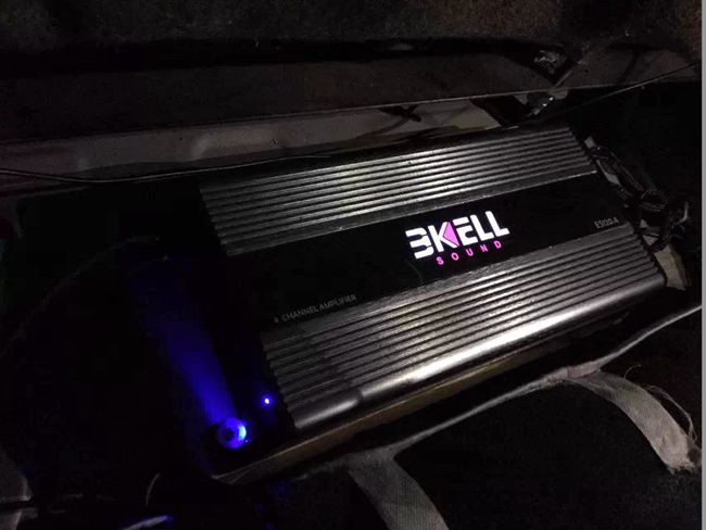 音质轻升级 新疆车佳坊丰田卡罗拉改装美国霸克