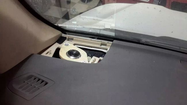 选人所选 新疆车佳坊兰德酷路泽改装美国霸克音