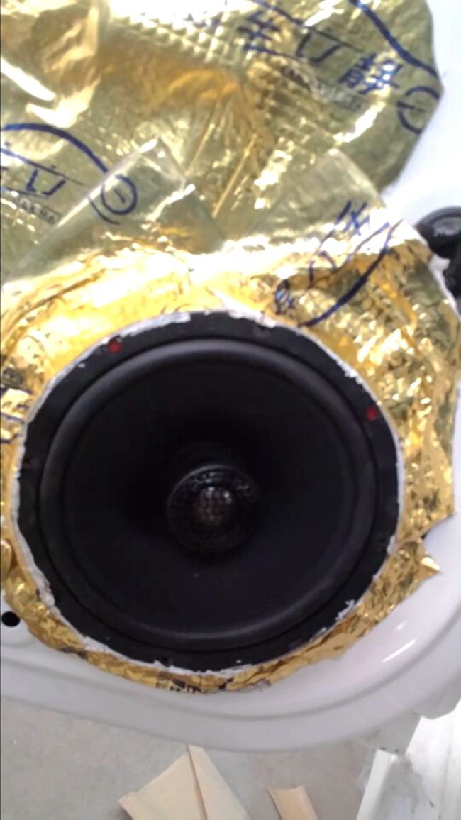 简改好音质 兰州诺申福特福克斯改装ETON和霸克音