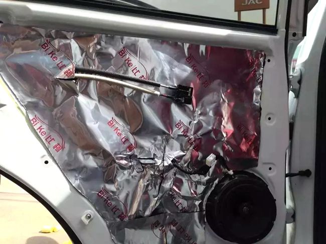 大热小升级 新疆车佳坊起亚智跑改装美国霸克音