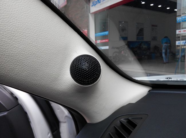 驾享音乐更精彩 普洱车美饰东风风神改装ETON和霸