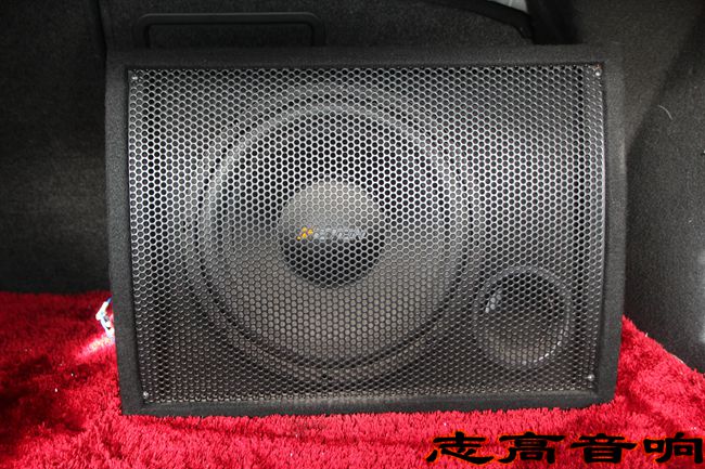 音乐无死角 呼市志高大众迈腾改装ETON和ARC音响