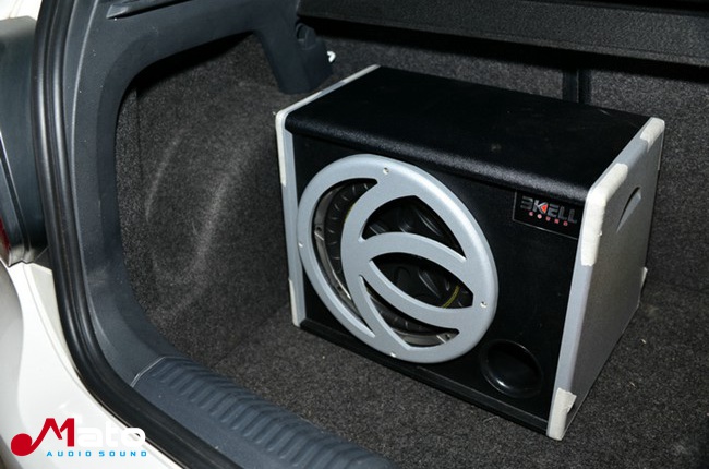 美式音韵 广州帝锐大众POLO改装美国霸克音响