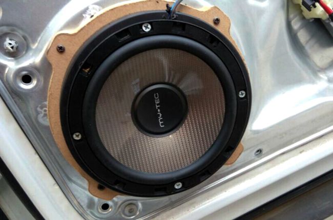 品尝卓越音质 周口大师大众途观改装意大利TEC音