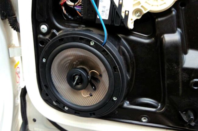 品尝卓越音质 周口大师大众途观改装意大利TEC音