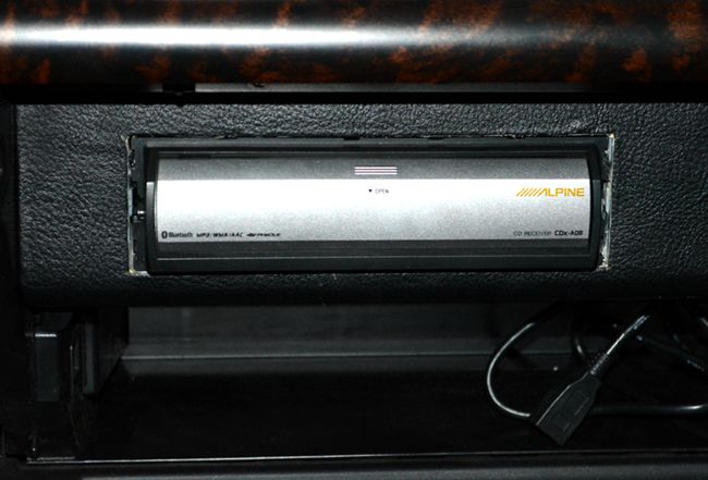 畅享音乐非凡 沈阳易阳兰德酷路泽改装ETON和AR