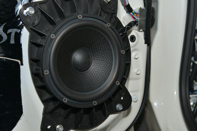 无与伦比的美丽 广州帝锐兰德酷路泽改装德国