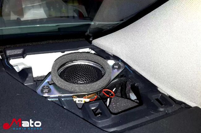 简改驾乘新体验 新疆车佳坊丰田新锐志改装ETO