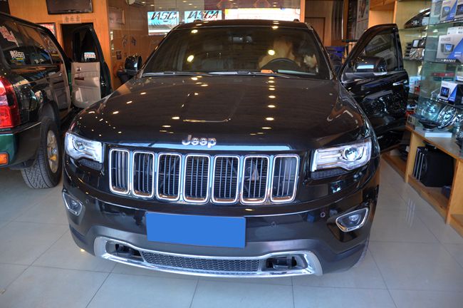 品质声大反转 集结车尚吉普大切诺基改装意大利