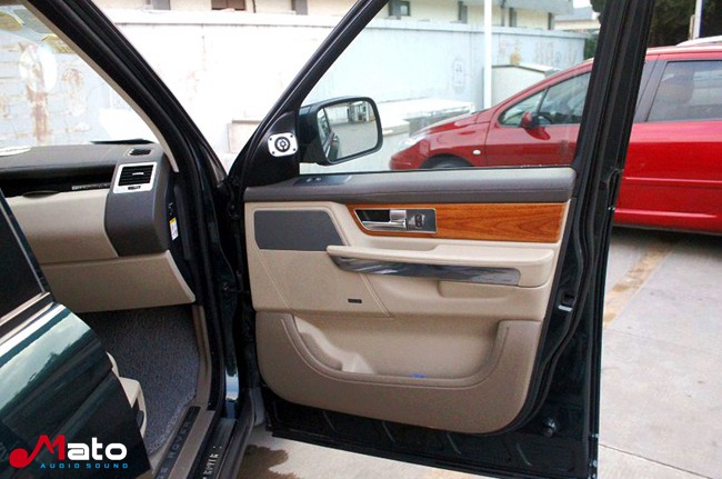 音乐的守望者 上海音豪路虎揽胜改装德国ETON汽车