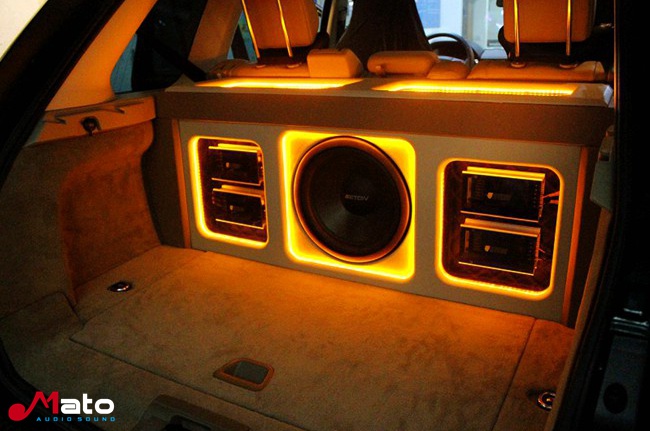 音乐的守望者 上海音豪路虎揽胜改装德国ETON汽车