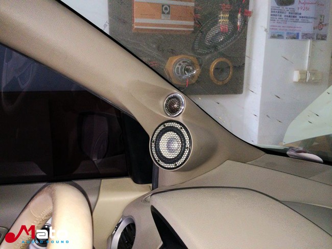 潇洒活于当下 南昌先驱雷诺科雷傲改装TEC和ARC音