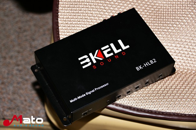 兼顾多种音乐风格 广州帝锐本田雅阁改装TEC、霸