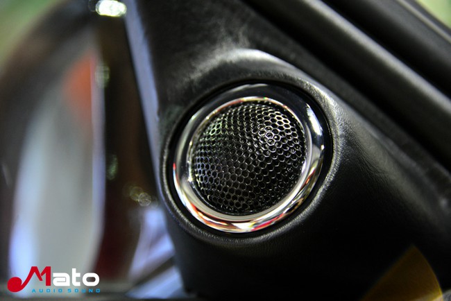 兼顾多种音乐风格 广州帝锐本田雅阁改装TEC、霸