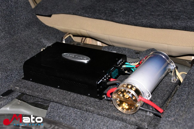 兼顾多种音乐风格 广州帝锐本田雅阁改装TEC、霸