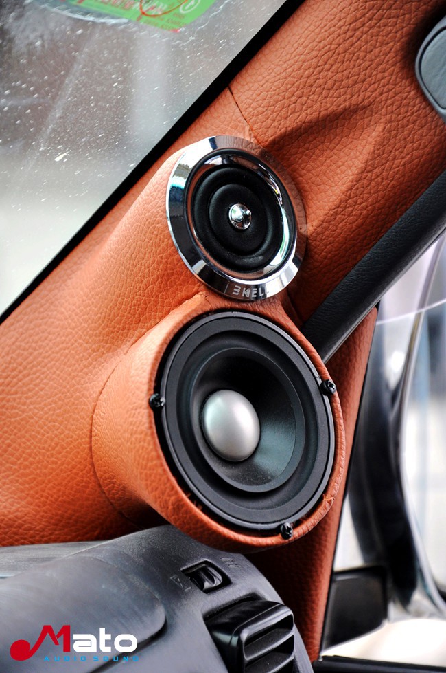 音乐的战争之王 深圳琪星隆丰田霸道改装霸克音