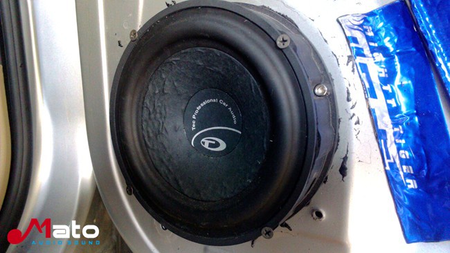 东莞音乐之声日产逍客改装TEC和ARC音响