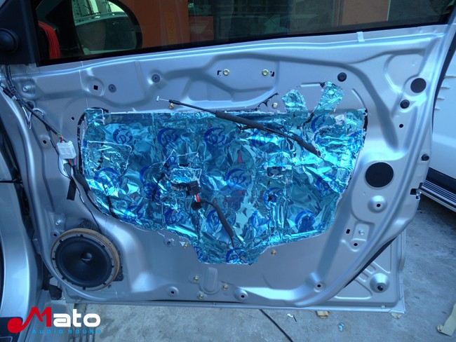  娄底车声缘哈弗H6改装ETON和霸克音响