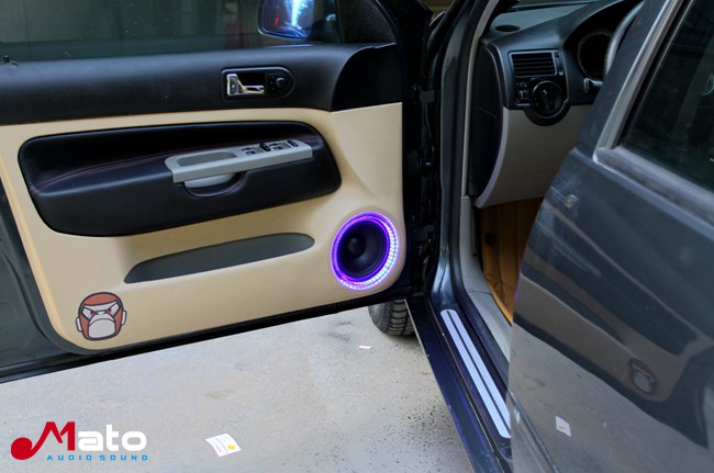 音乐小钢炮 丽声音乐大众宝来改装美国霸克音响