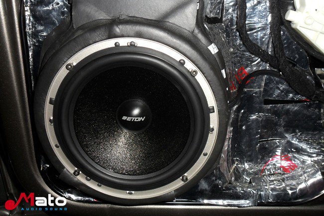 新疆车佳坊大众迈腾改装霸克和ETON音响