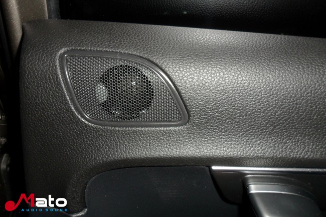 新疆车佳坊大众迈腾改装霸克和ETON音响