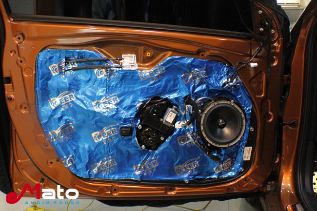 上海音豪现代朗动改装德国ETON汽车音响