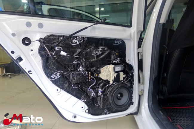 千度影音大众高尔夫6改装美国霸克音响