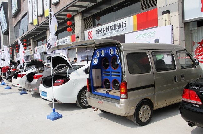 音响大爆炸! 美托声频竞技联盟冠军车——广州