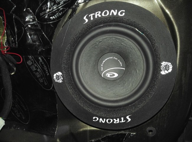 车改坊汽车影音连锁(台州店)起亚智跑战车音