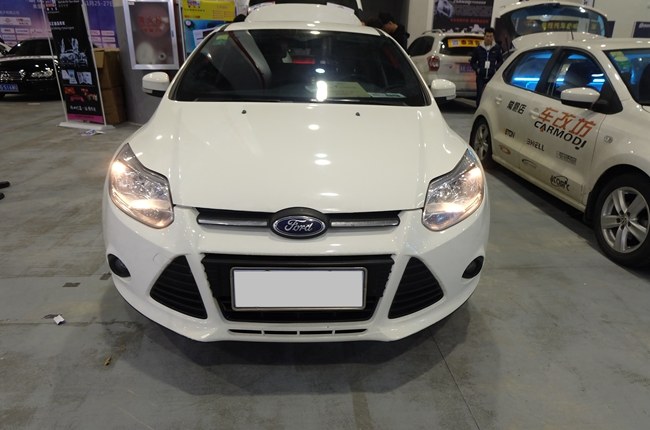 车改坊汽车影音连锁（淮安店）福特福克斯夺下