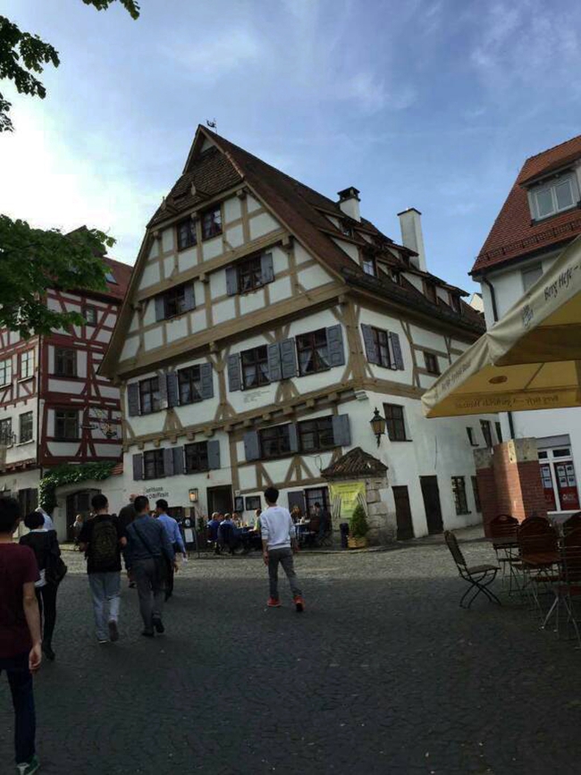 美托声频德国汽车音响考察团:受到德国ETON的热