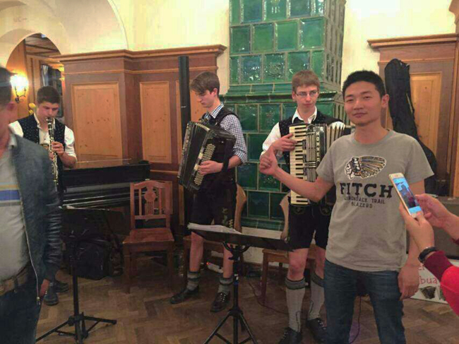 美托声频德国汽车音响考察团:受到德国ETON的热