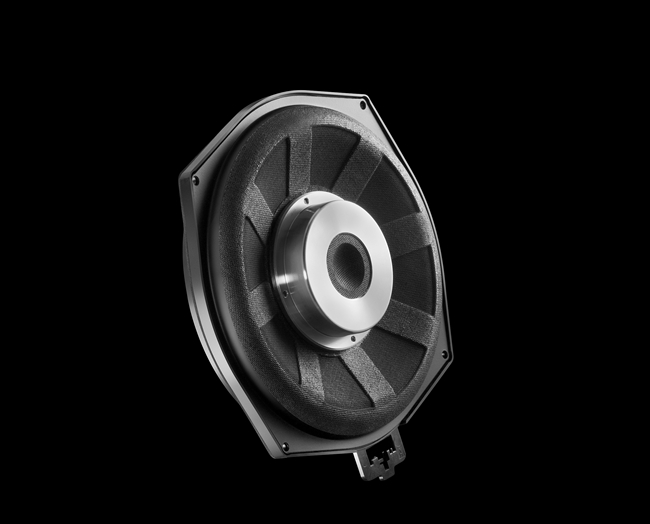 强强联合 劳斯莱斯车系全部配备德国ETON汽车音响