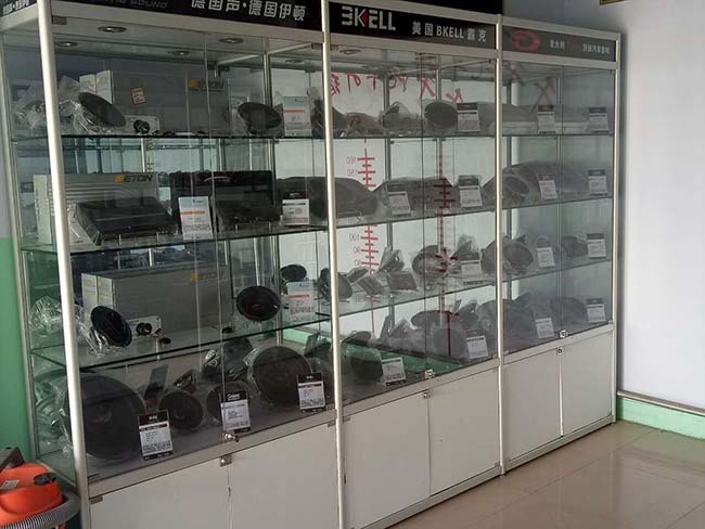 千千汽车升级改装店