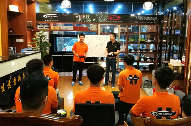 深圳车改坊汽车影音连锁培训活动 提升效率与完